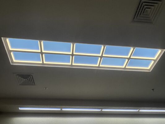 खरीदें 2100-7500K नकली खिड़की पैनल आवासीय और आतिथ्य के लिए ऊर्जा की खपत सजावटी तत्व ऑनलाइन निर्माण